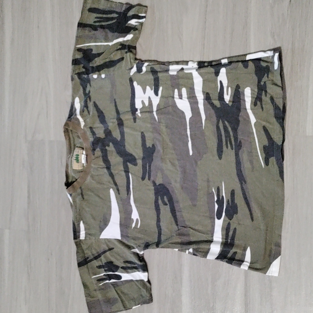 Rugged wear tee shirt